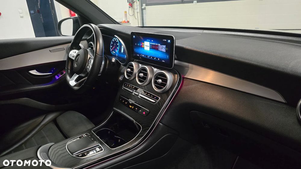 Mercedes-Benz GLC 300 de 4Matic 9G-TRONIC AMG Line Plus - 18