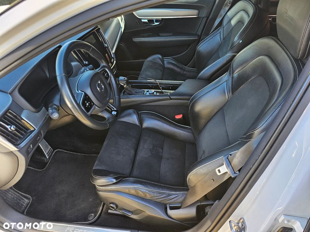Volvo V90 D4 R-Design - 12