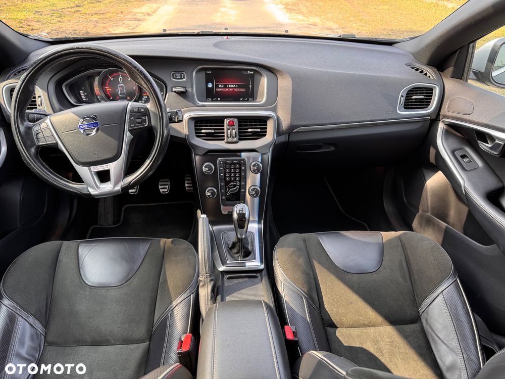 Volvo V40 D2 RDesign - 12