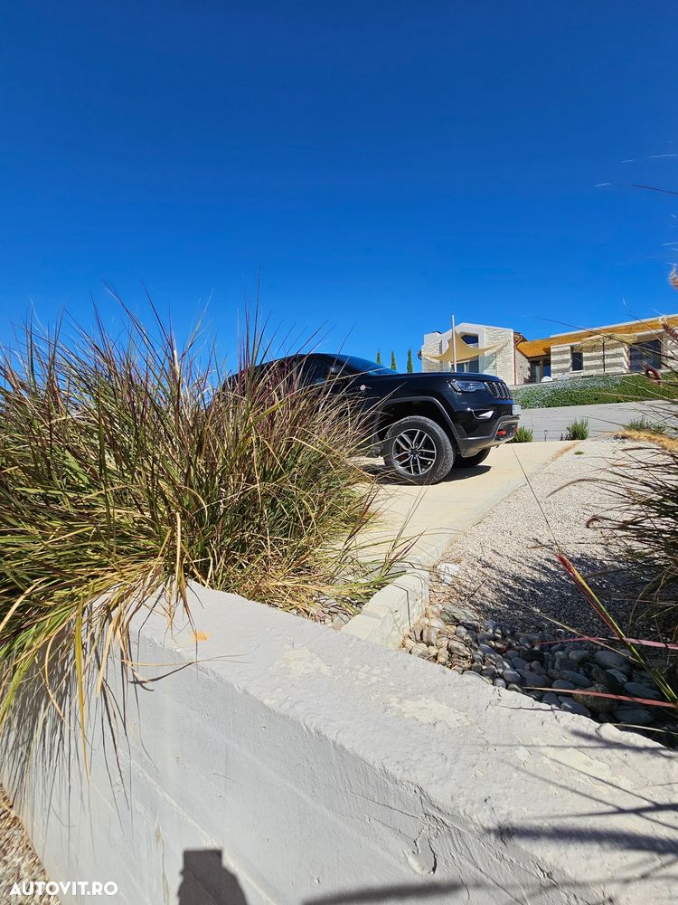 Jeep Grand Cherokee 2019 photo 3