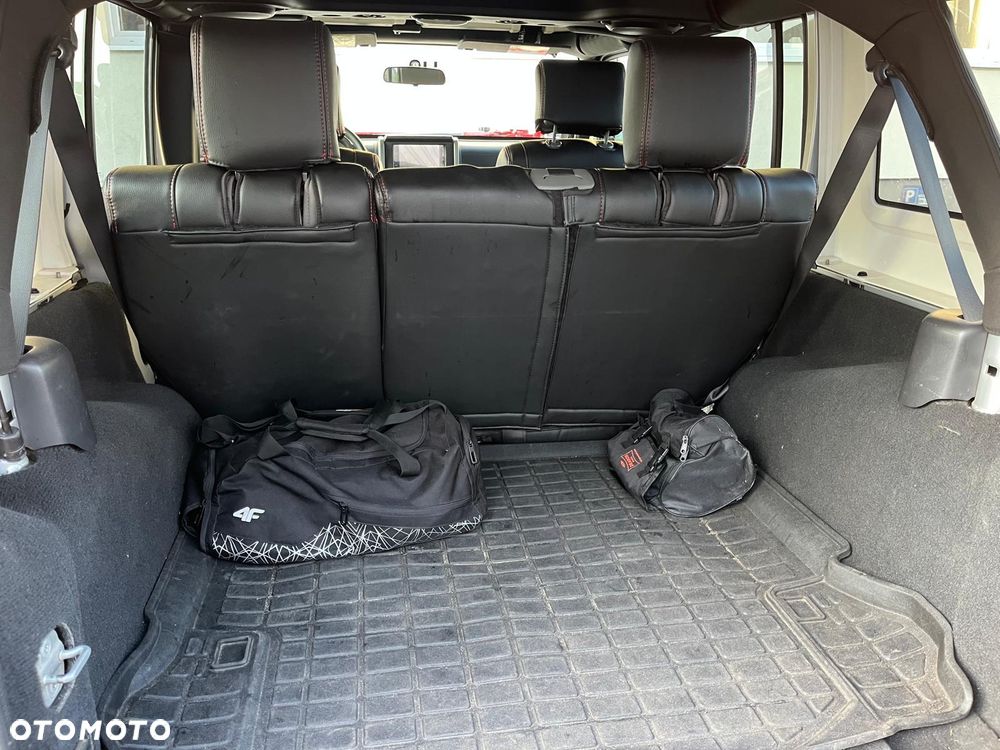 Jeep Wrangler Unlimited 2.8 CRD Rubicon - 16