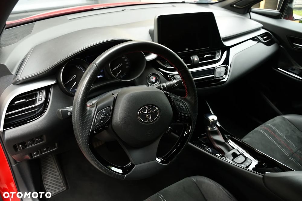 Toyota C-HR - 10