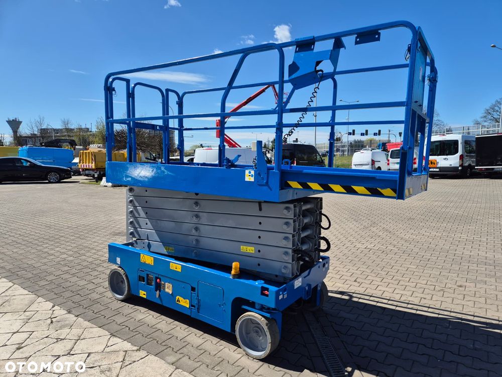 Genie GS 4047 / 1 WŁ / SUPER STAN / ODNOWIONY / NISKIE MOTOGODZINY / MAX 14 METRÓW / MAX 350 KG ŁADOWNOŚĆ - 21