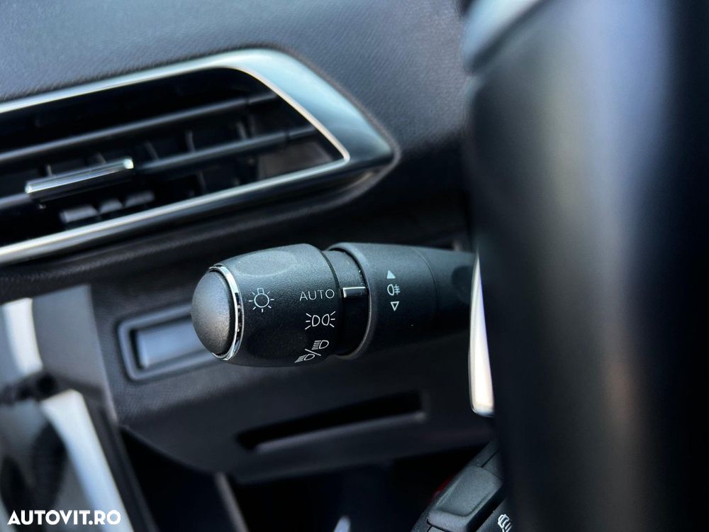 Peugeot 3008 - 28