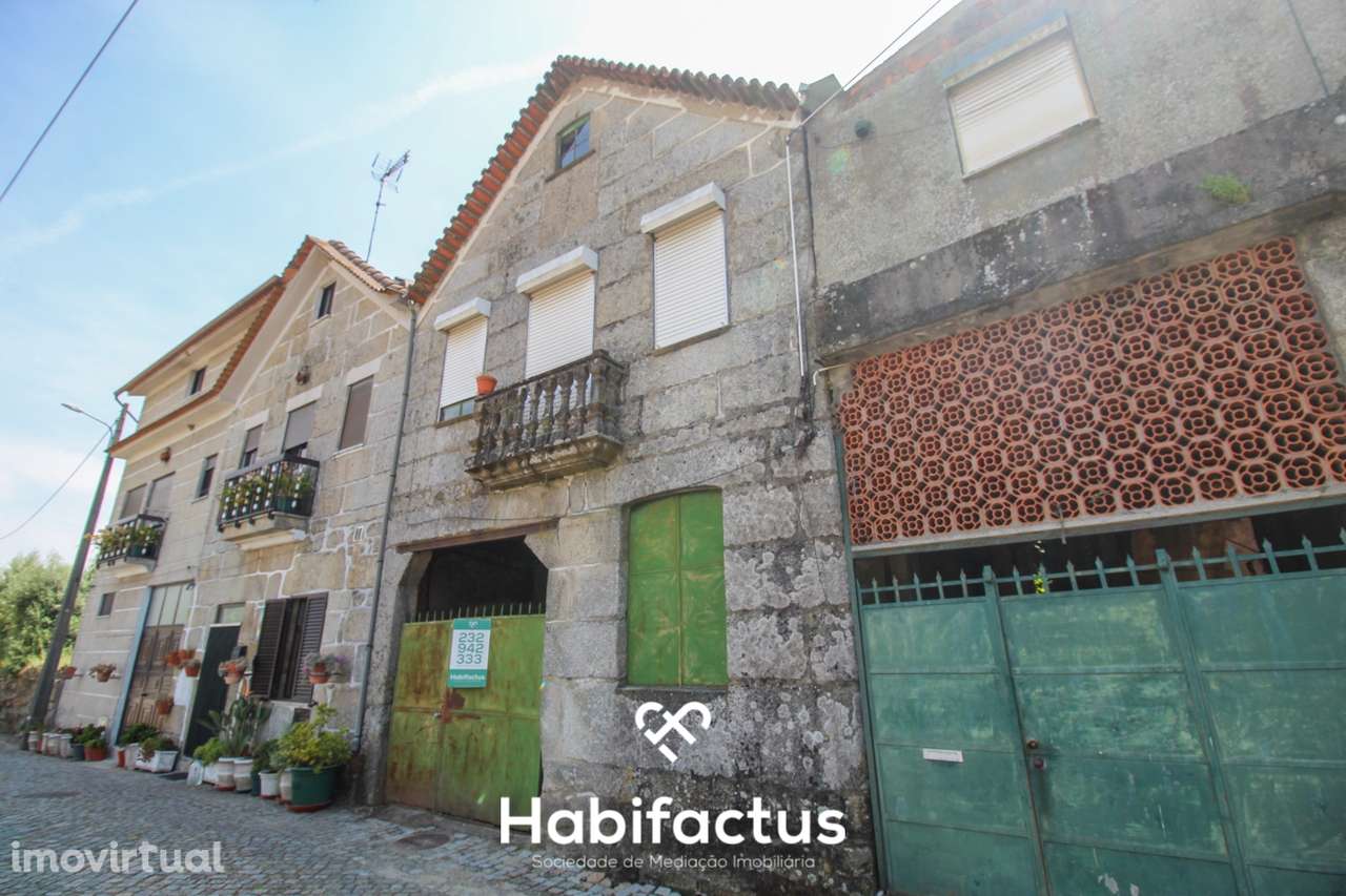 Moradia T3 à venda para restaurar - Mangualde - Viseu - Grande imagem: 3/13