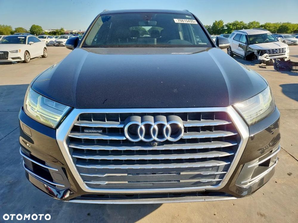 Audi Q7 - 5