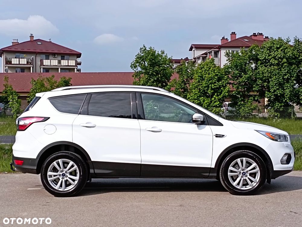 Ford Kuga - 13