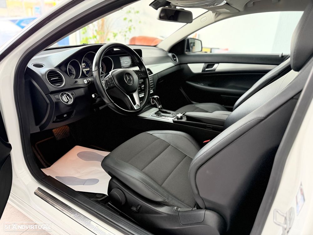 Mercedes-Benz C 220 CDI DPF (BlueEFFICIENCY) 7G-TRONIC - 26