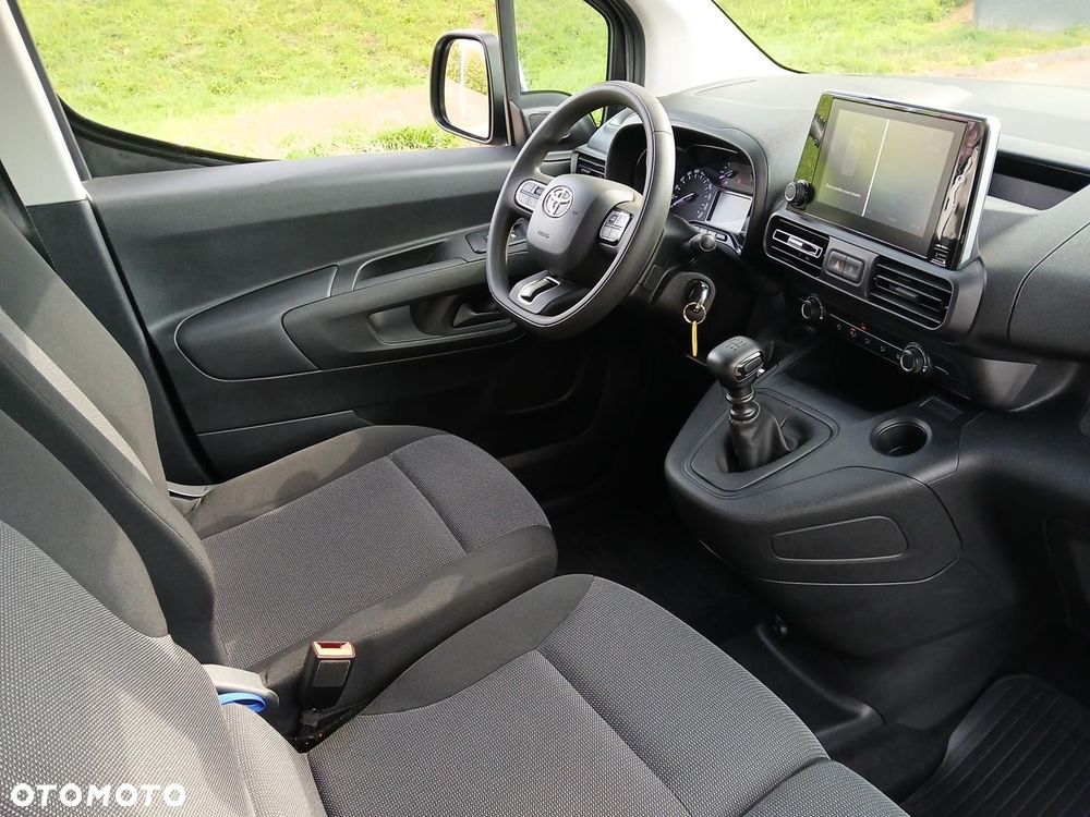 Toyota PROACE CITY - 21