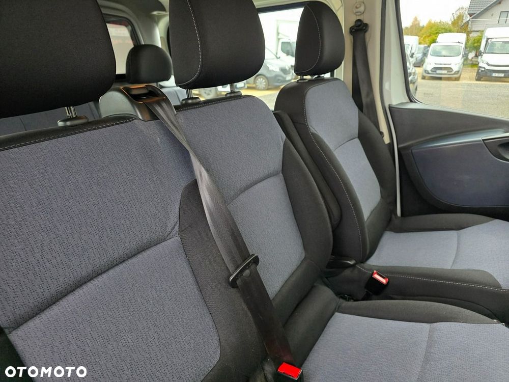 Opel Vivaro - 17