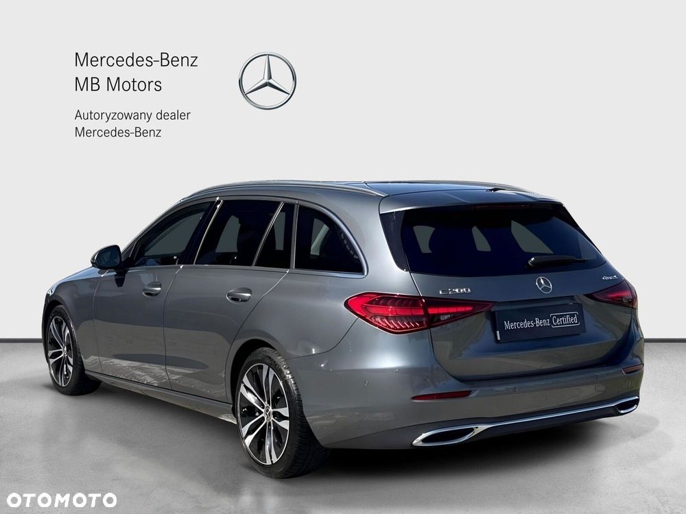 Mercedes-Benz C-Class 2025 photo 5