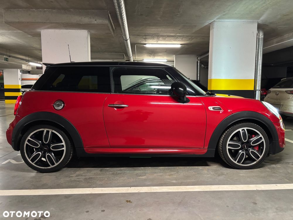 MINI John Cooper Works - 36