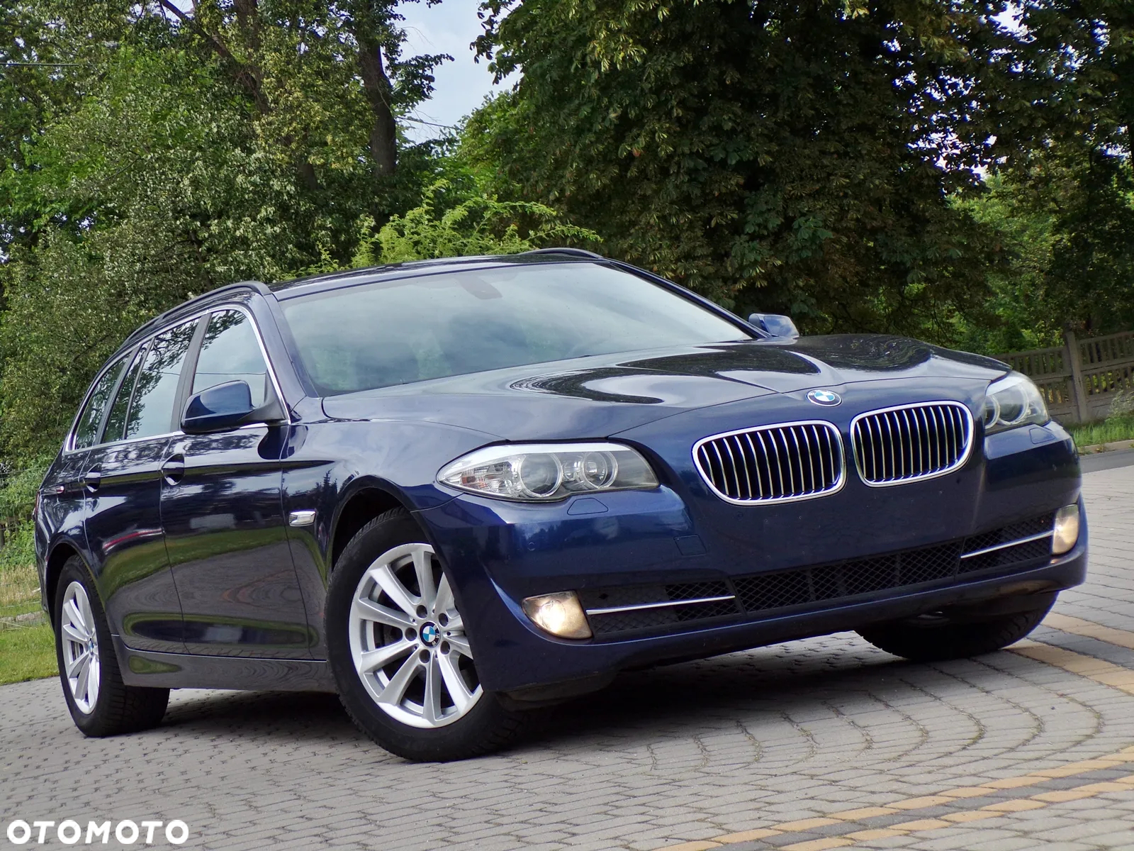 BMW Seria 5 520d Touring - 3
