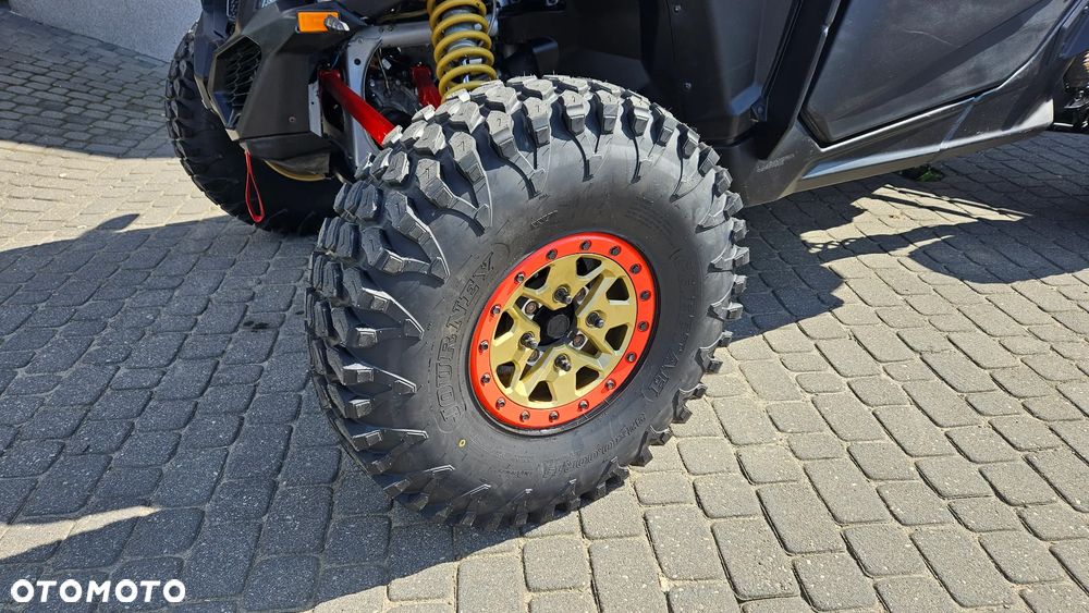 Can-Am Maverick - 7