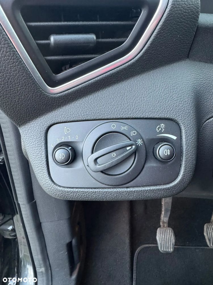 Ford Kuga - 19