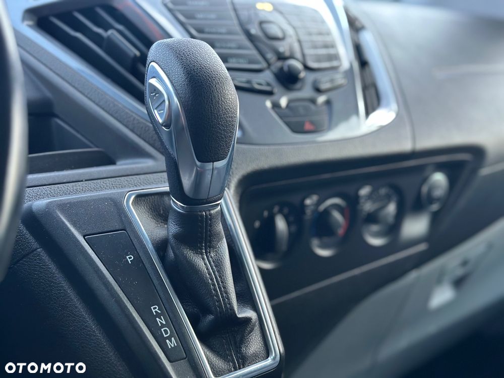 Ford Tourneo Custom 310 L1H1 VA Autm Titanium - 18