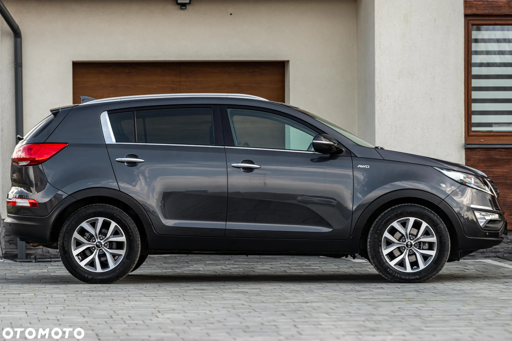 Kia Sportage 2.0 CRDI 4WD Automatik Vision - 19