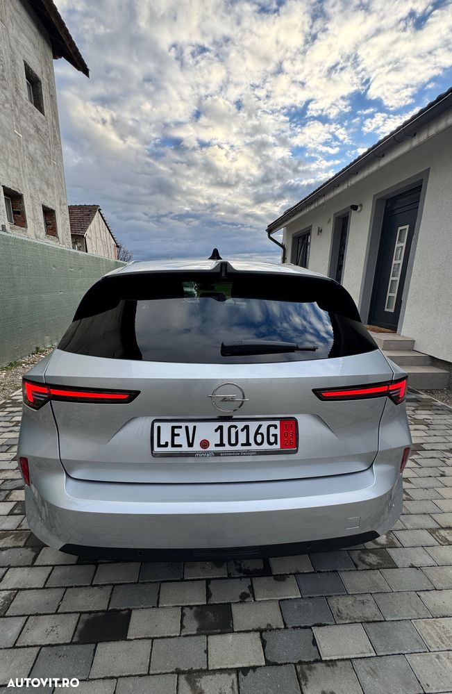 Opel Astra 1.5 D Automatik Business Elegance - 3