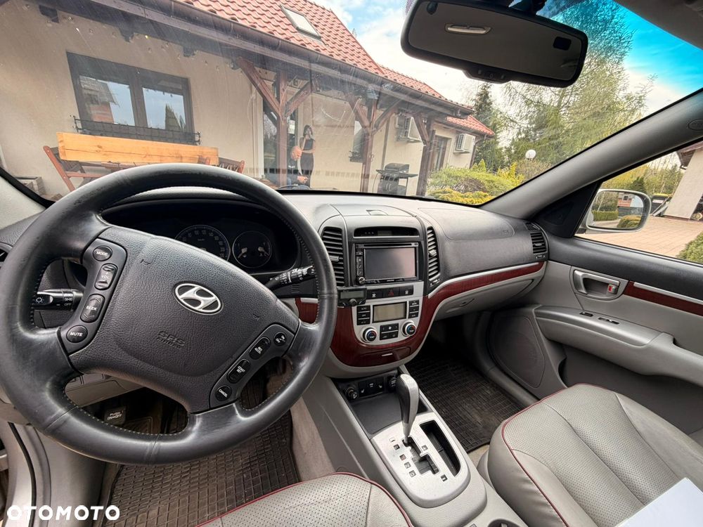 Hyundai Santa Fe - 10