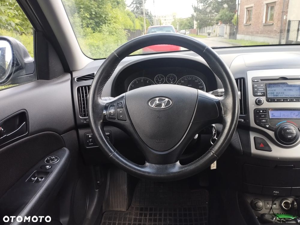 Hyundai i30 1.4 Classic EU5 - 7