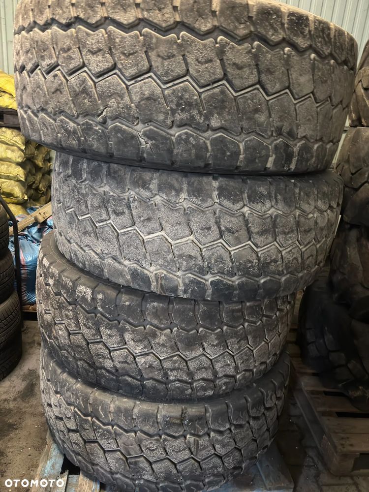 Opony 4 szt. 445/65r22.5 - 2