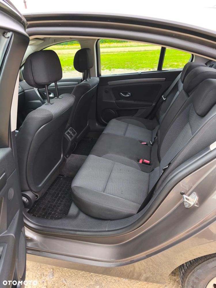 Renault Laguna 2.0 16V Dynamique - 11