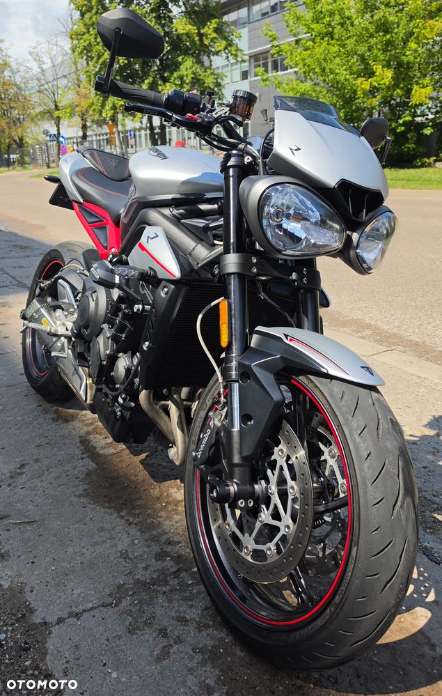 Triumph Street Triple - 5