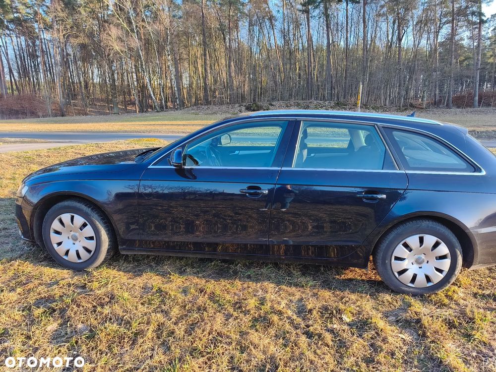 Audi A4 Avant 2.0 TDI - 7