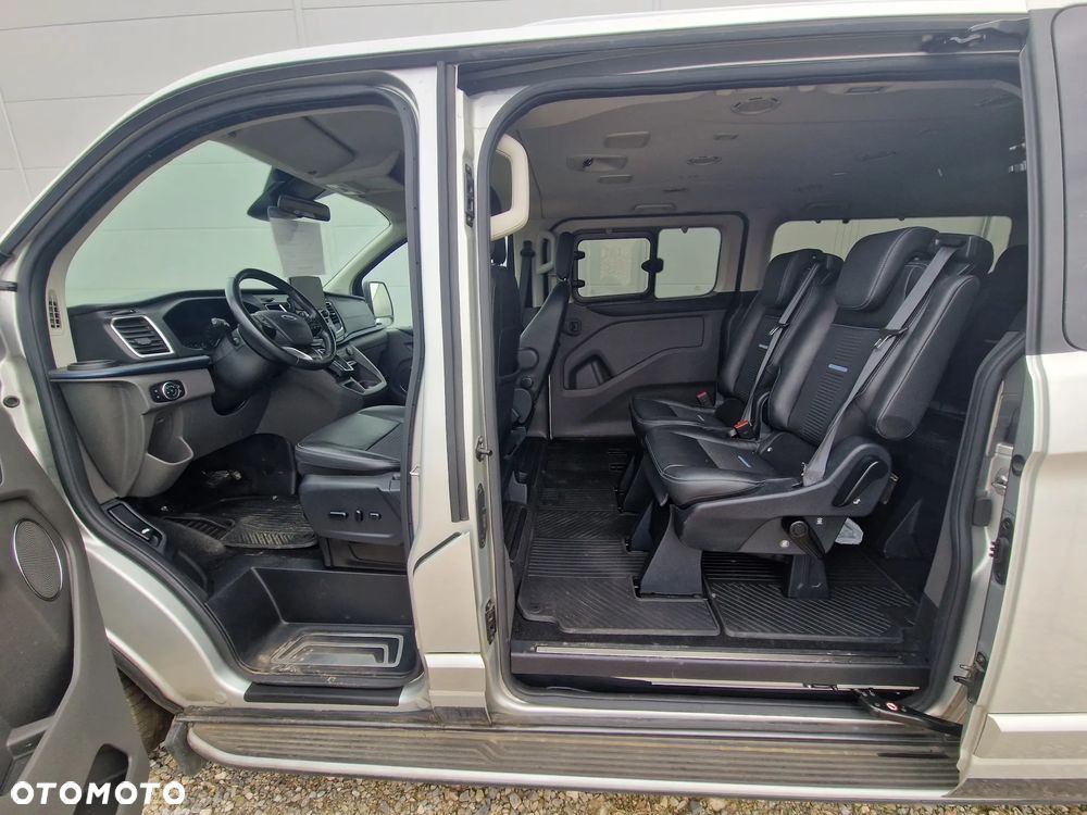 Ford Tourneo Custom 2.0 EcoBlue L2 Active SelectShift - 19