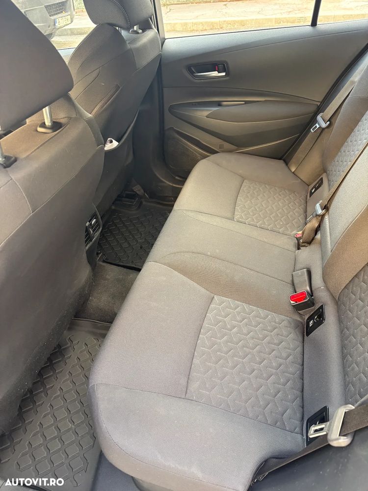 Toyota Corolla 2.0 HSD Dynamic interior Negru - 21
