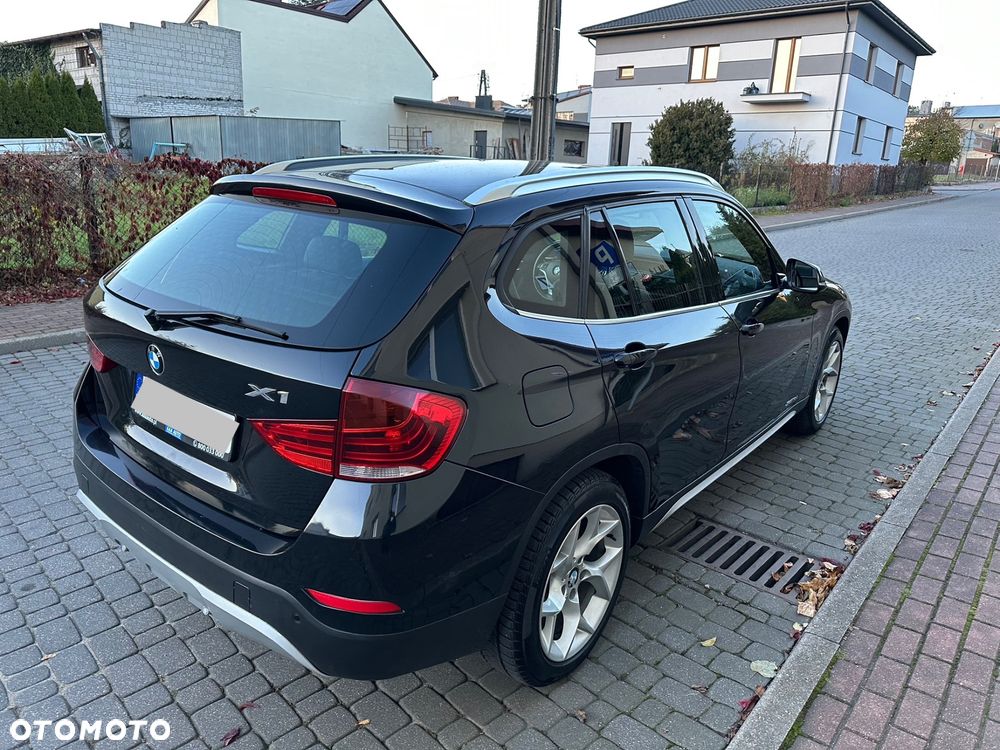 BMW X1 xDrive18d - 4