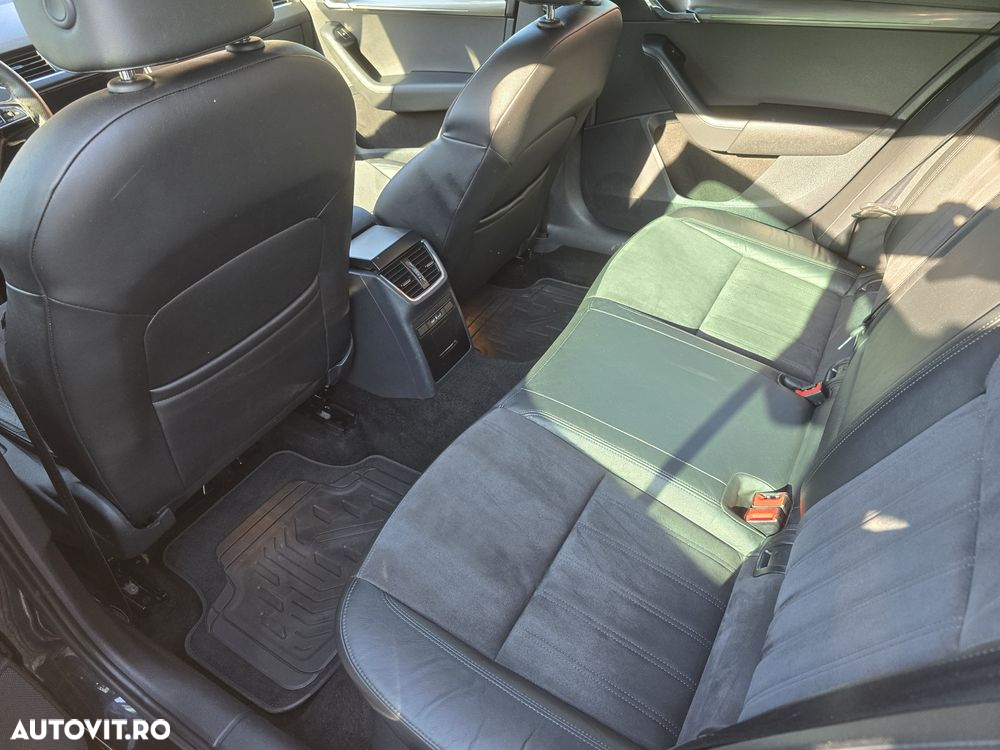 Skoda Octavia 2.0 TDI RS DSG - 5