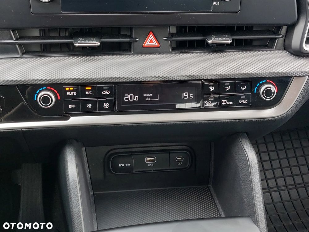 Kia Sportage - 11