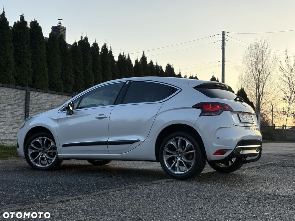 Citroën DS4 HDi 165 SportChic - 8