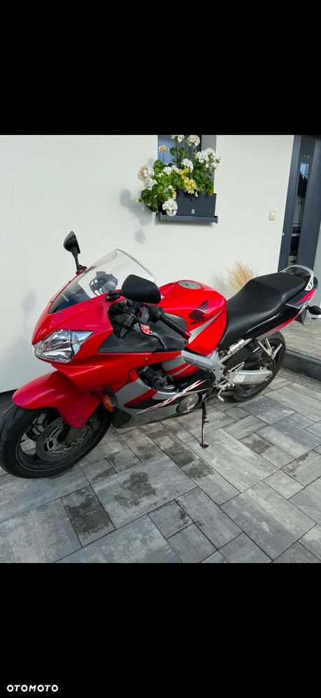 Honda CBR - 1