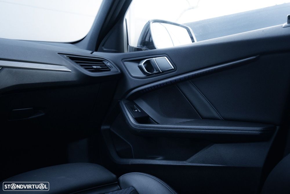 BMW 116 d Pack Desportivo M - 45