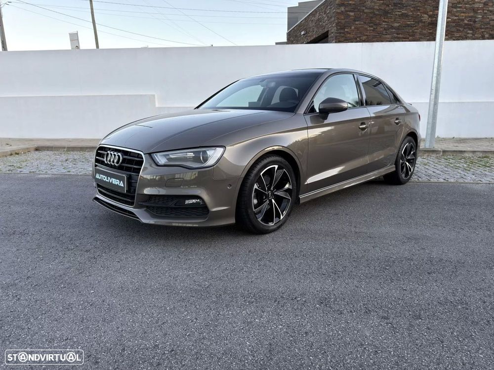 Audi A3 Limousine 1.6 TDI S-line - 2