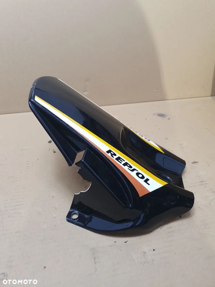 Yamaha YZF-R1 1000 RN09 (2002 - 2003) błotnik tył - 3