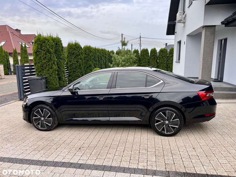 Skoda Superb 2.0 TDI SCR Style DSG - 30