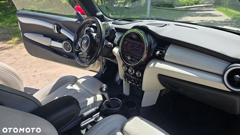 MINI Cooper John Works - 10