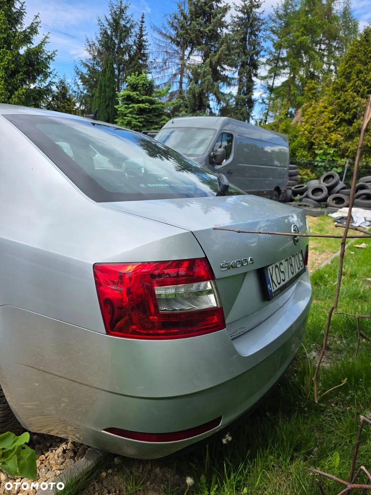 Skoda Octavia 1.6 TDI Ambition - 8