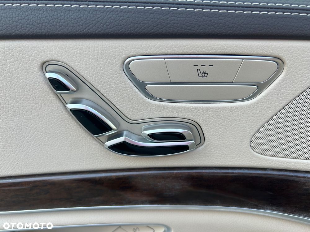 Mercedes-Benz Klasa S 400 d 4-Matic 9G-TRONIC - 35