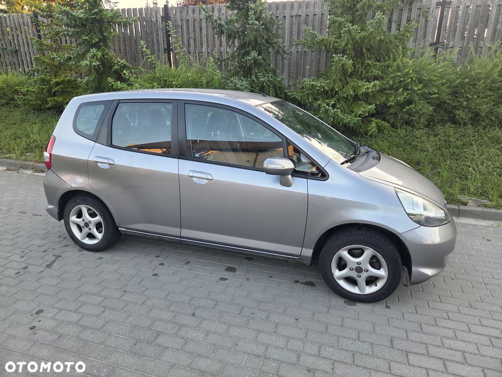 Honda Jazz 1.4 CVT ES - 2