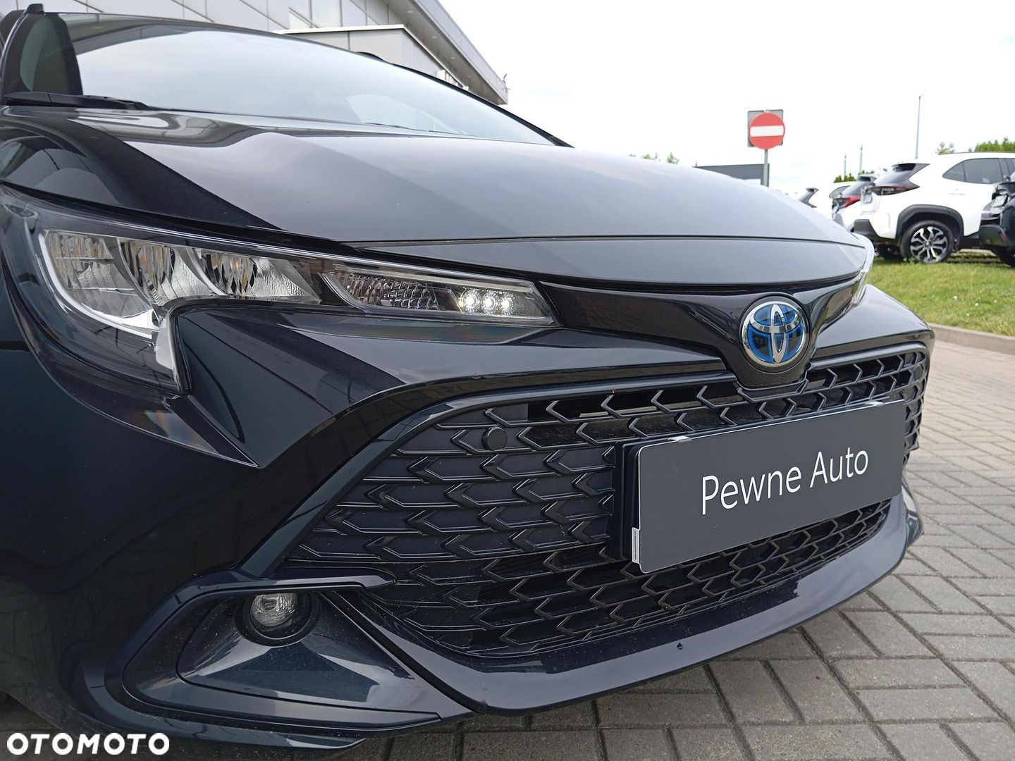 Toyota Corolla - 24
