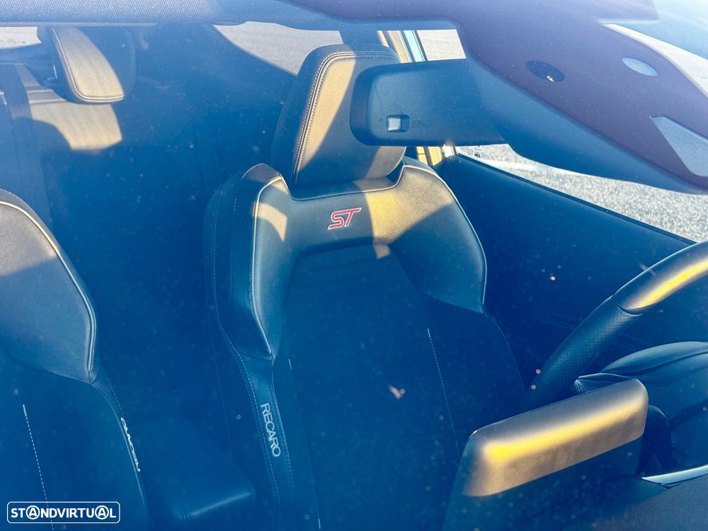 Ford Fiesta 1.5 EcoBoost ST High - 15