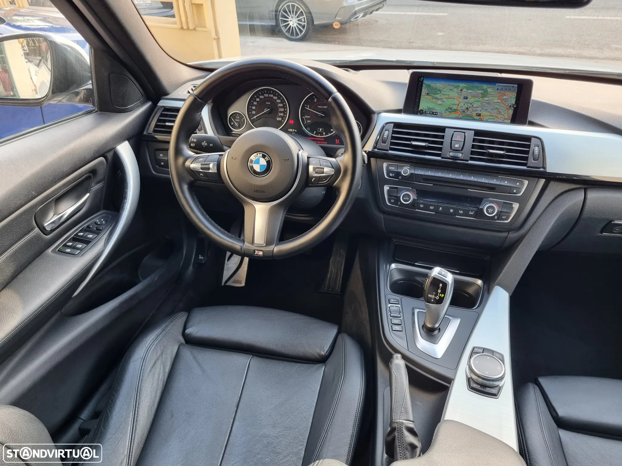BMW 320 d Touring Auto Pack M - 27