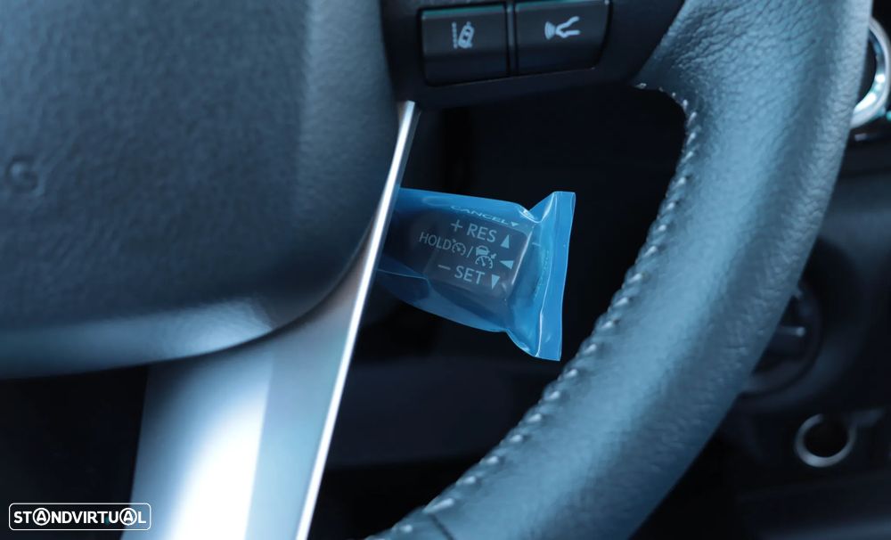 Toyota Hilux 2.4 D-4D 4WD CD CH Aut. - 28