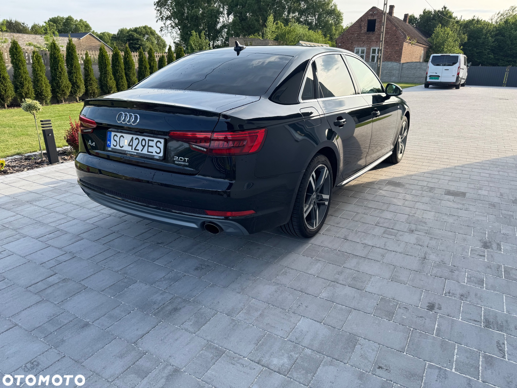 Audi A4 2.0 TFSI quattro S tronic design - 4