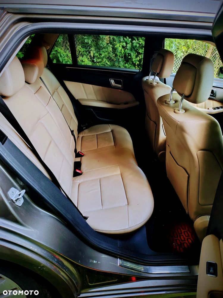 Mercedes-Benz Klasa E 250 CDI 4-Matic BlueEff - 14
