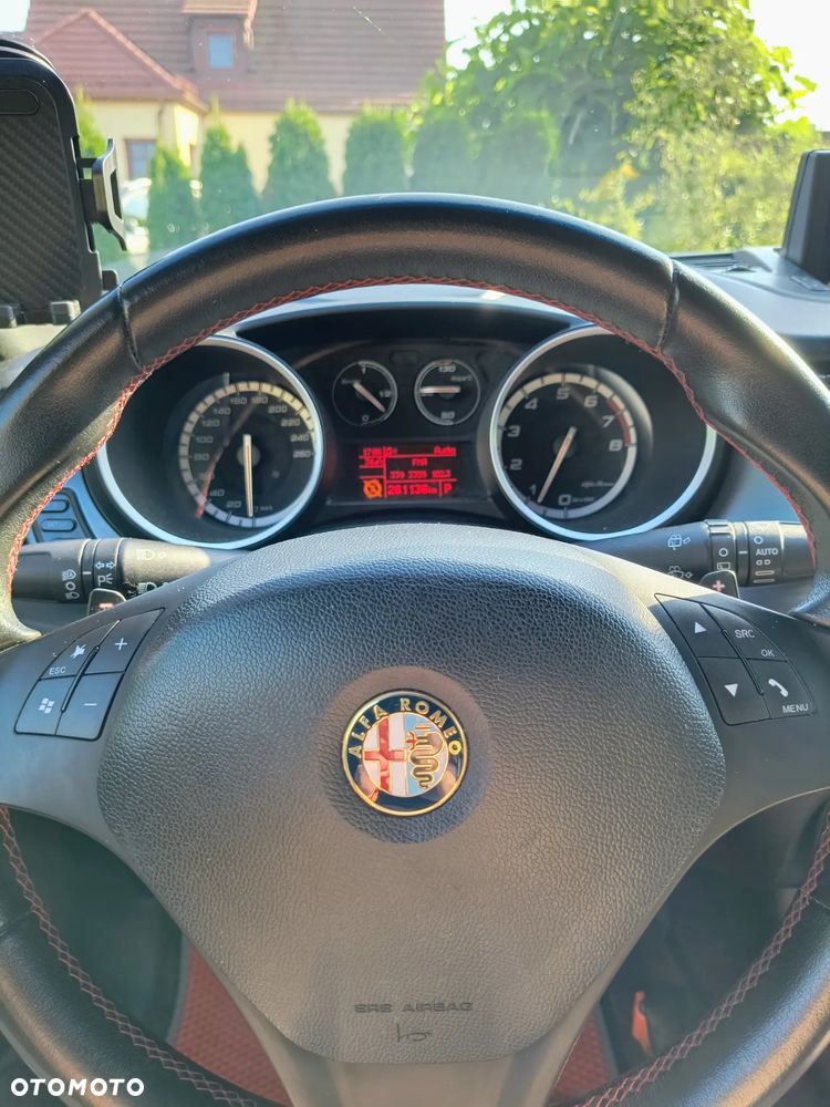 Alfa Romeo Giulietta 1.4 TB MultiAir Distinctive TCT - 9